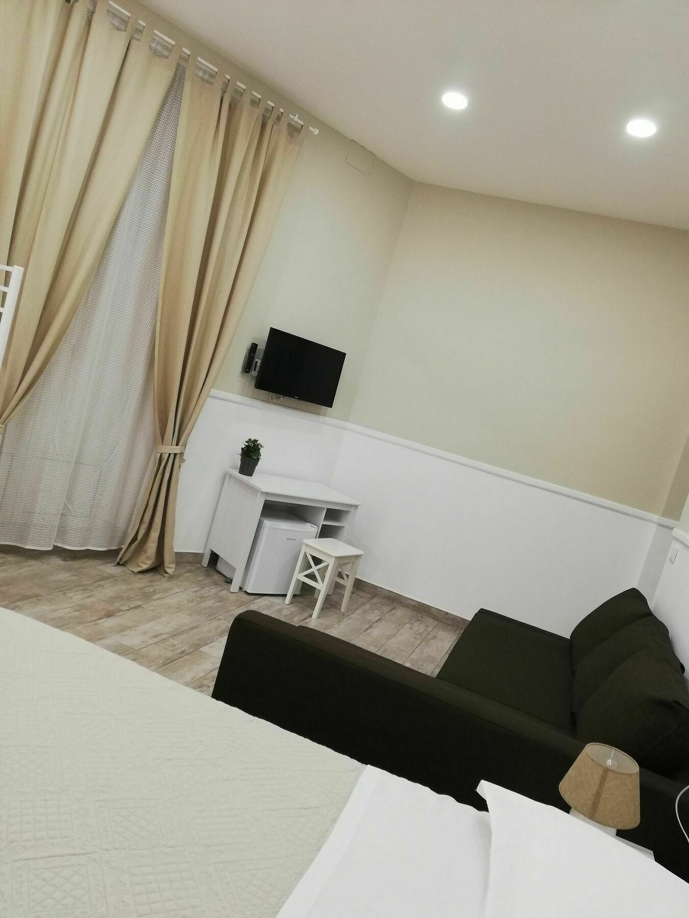 Angelica Bed & Breakfast Наполи Екстериор снимка