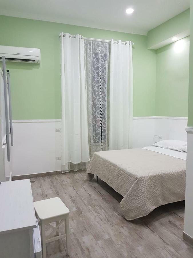 Angelica Bed & Breakfast Наполи Екстериор снимка
