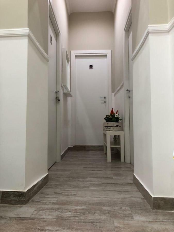 Angelica Bed & Breakfast Наполи Екстериор снимка
