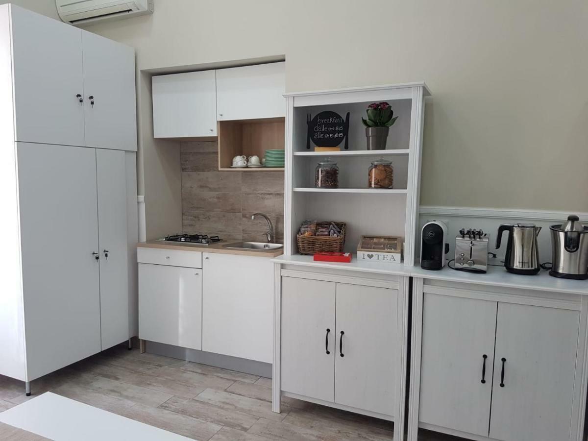 Angelica Bed & Breakfast Наполи Екстериор снимка