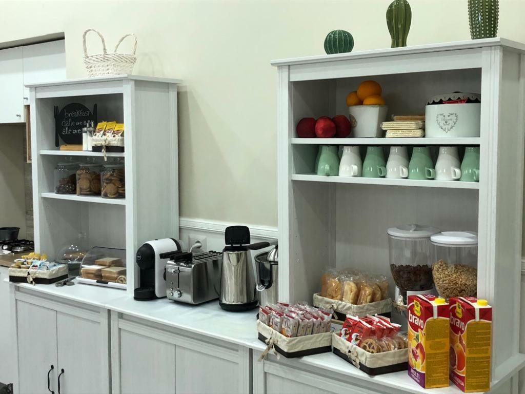 Angelica Bed & Breakfast Наполи Екстериор снимка