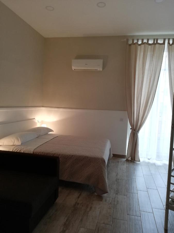 Angelica Bed & Breakfast Наполи Екстериор снимка