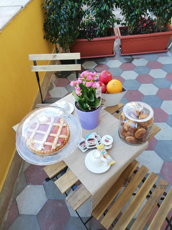 Angelica Bed & Breakfast Наполи Екстериор снимка
